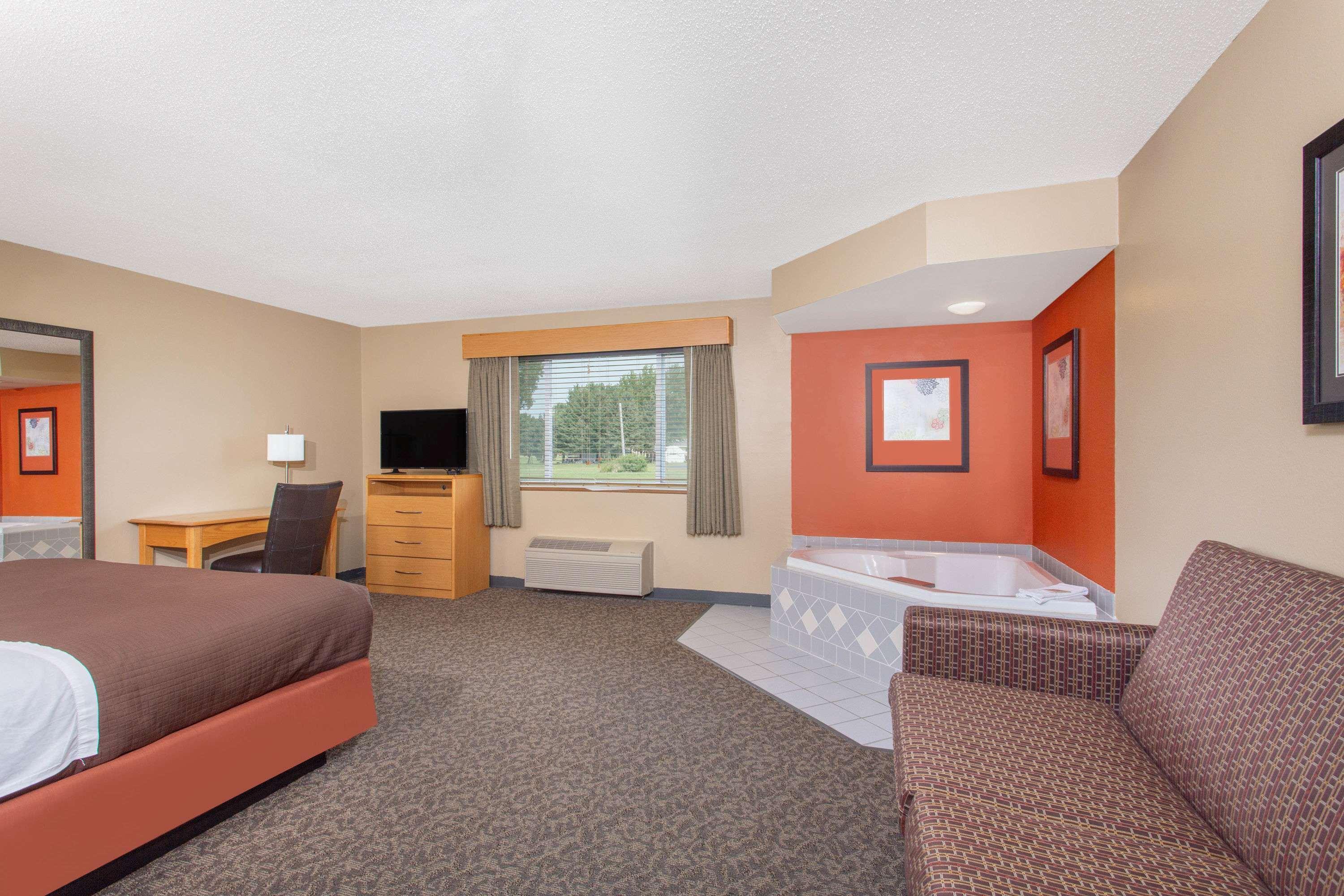 Americinn By Wyndham Boscobel Esterno foto